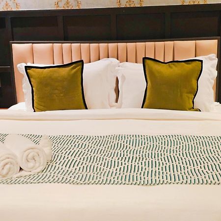 Carnarvon Suites By Reunion George Town Extérieur photo